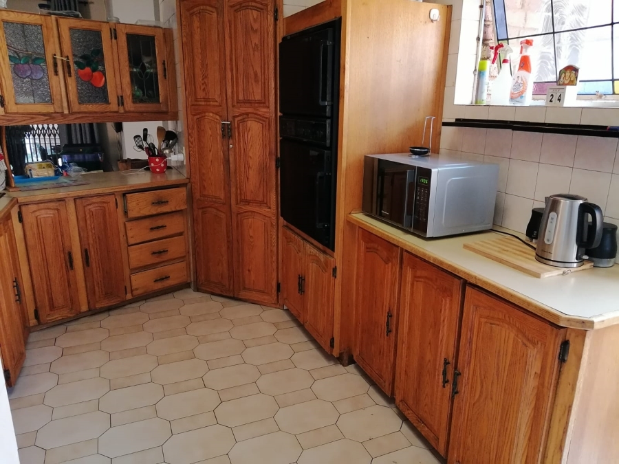 3 Bedroom Property for Sale in Safari Gardens North West